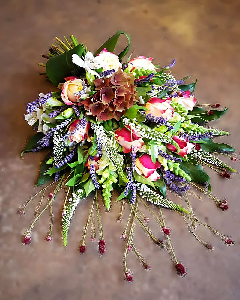 Diverse kleuren rouwboeket